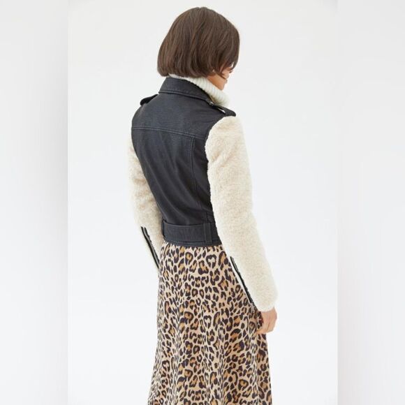 Pistola Anita Faux Leather Moto Jacket with Sherpa Sleeve size XS - Picture 3 of 9